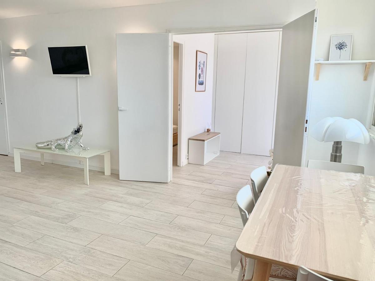 ヴィルヌーヴ・ルベLoft Marina Direct Plageアパートメント エクステリア 写真